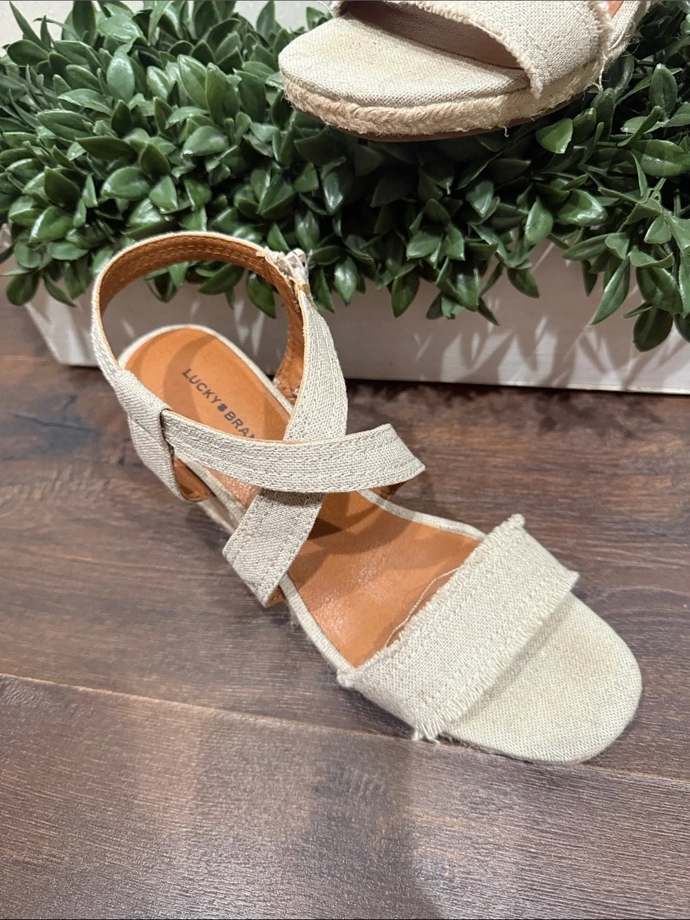 Lucky Brand Maeli Neutral Espadrille Wedge Sandal Rustic, Strappy Canvas Sz 10